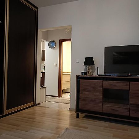 Apartament Paderewskiego 1 Zielonka  Bagian luar foto